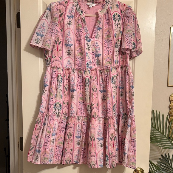 crown & ivy Dresses & Skirts - Crown & Ivy Pink and Blue Patterned Babydoll Dress